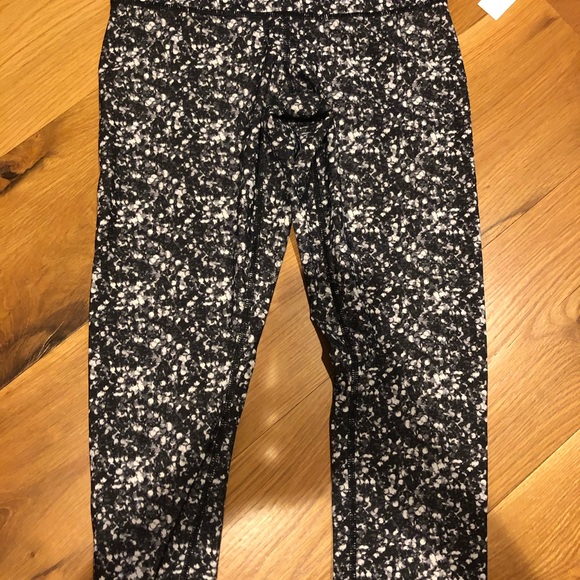 Lululemon leggings - Picture 2 of 3